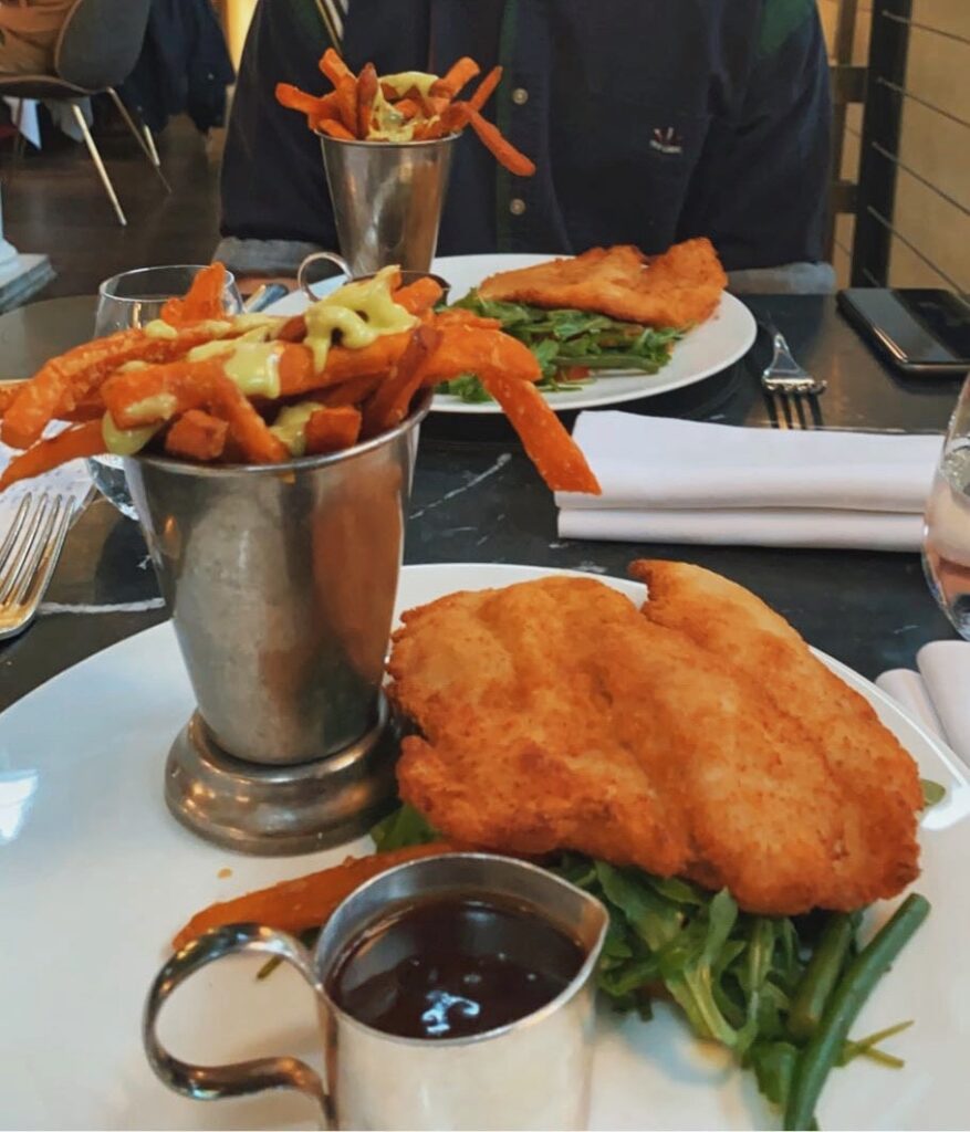 Chicken schnitzel with sweet potato fries and gravy 