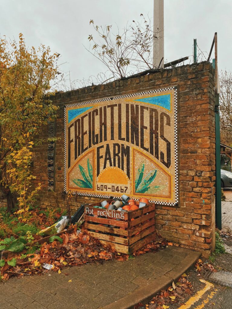 Entrance to Freightliners Farm in Islington, London