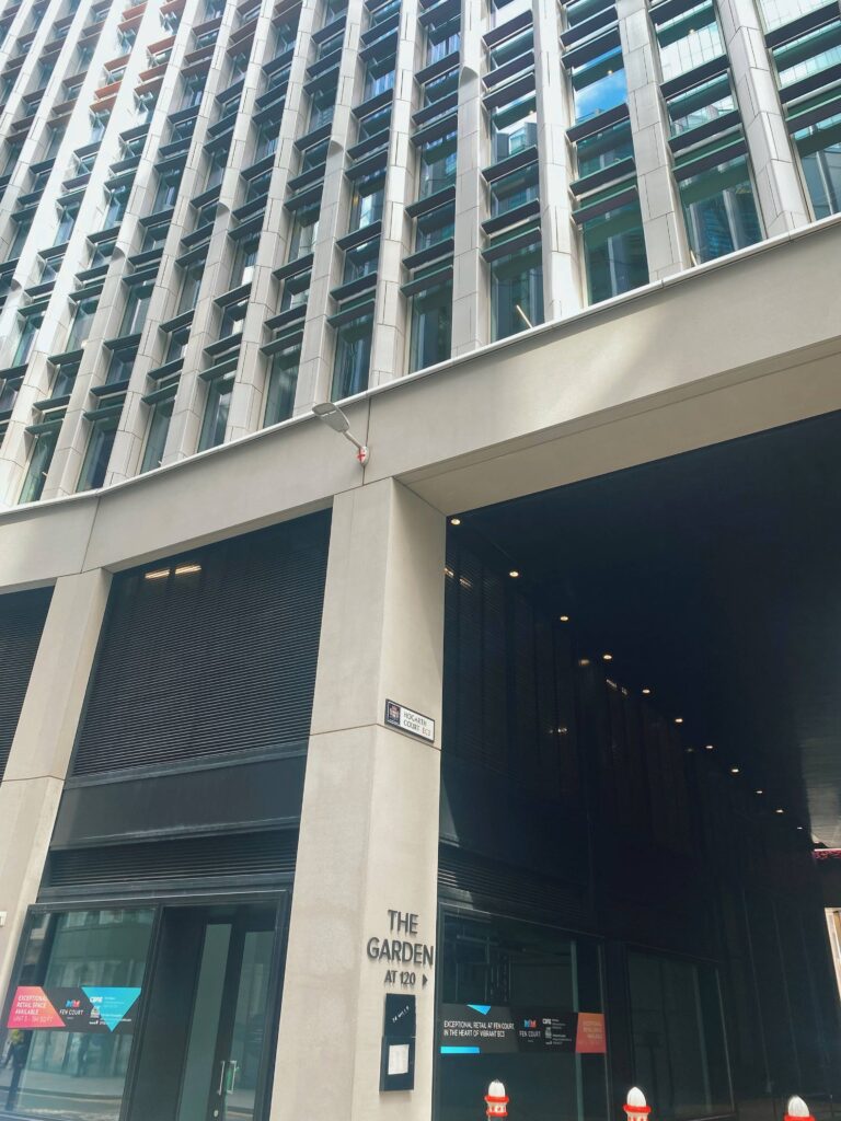 Garden at 120 entrance in London